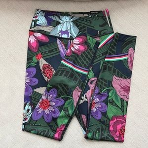 NEW Nike Floral Leggings